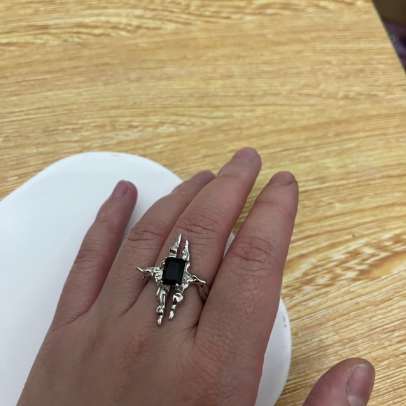 Videmus Omnia “Void Petal” 925 Silver Ring - Picture 6 of 7